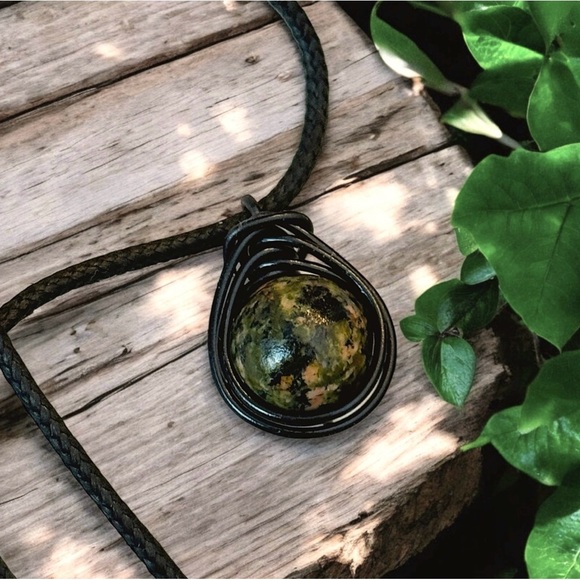 5 For $25💫Wrapped Unakite Stone Pendant Necklace - Picture 3 of 3